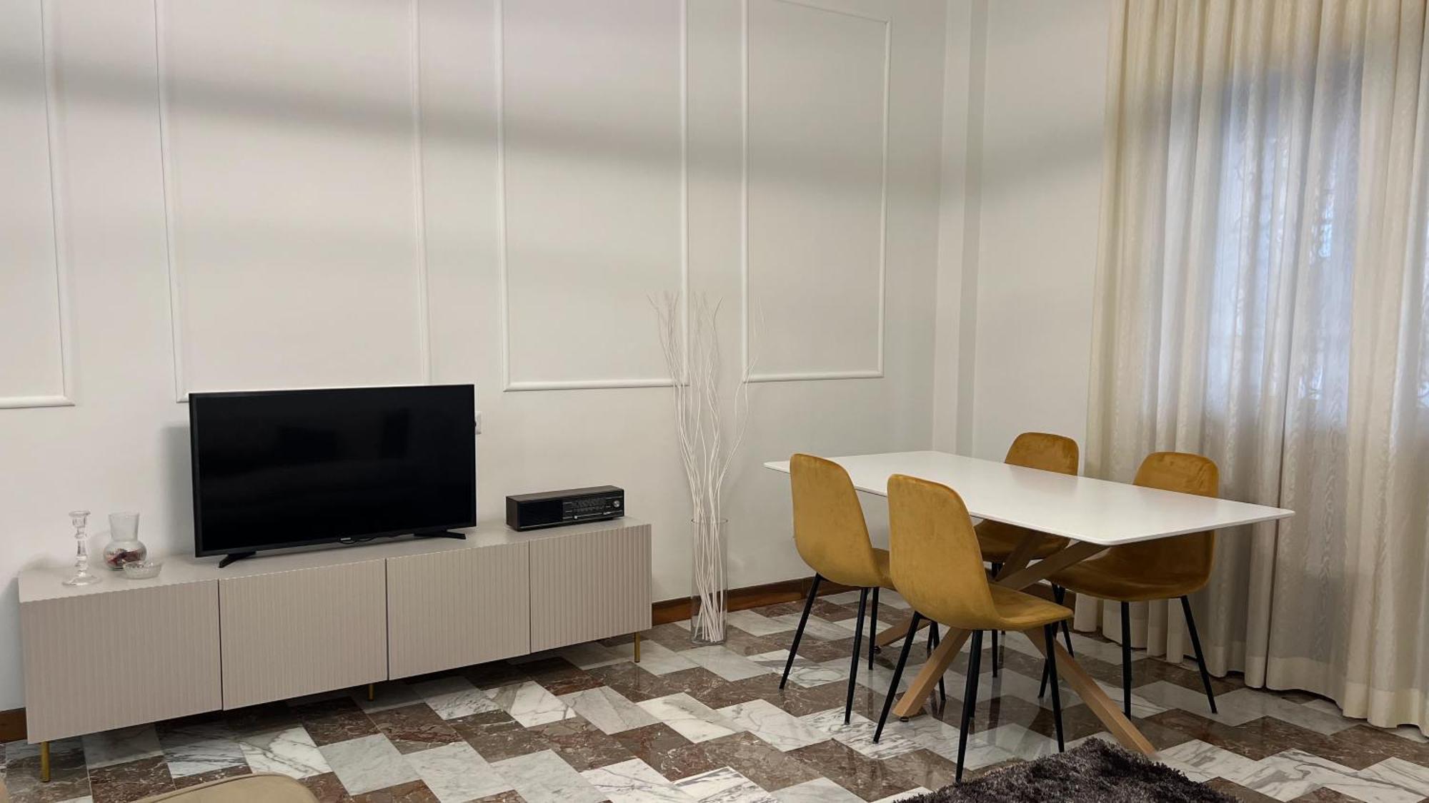 Appartement Gelsi - Metro C *